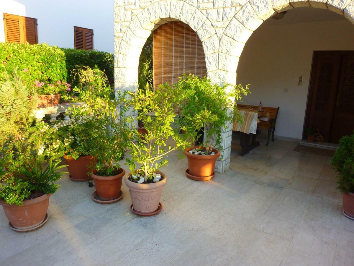 روفينج Studio Apartment Ozi المظهر الخارجي الصورة